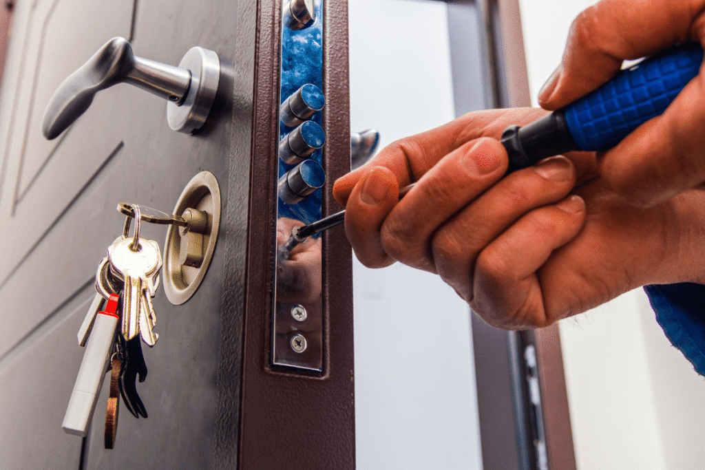 Installer une porte haute sécurité dans votre maison au Havre